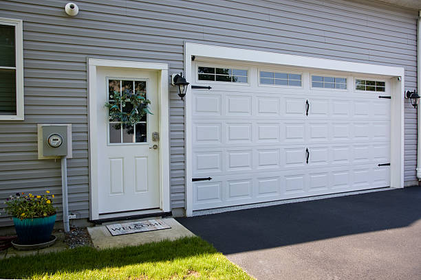 24/7 Emergency Garage Door Panel Replacement experts in Vass, NC